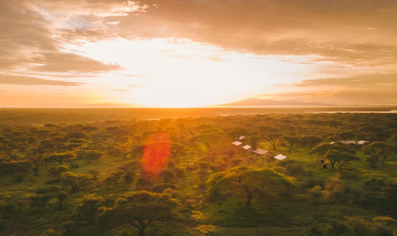 Gnu Mara River Camp Serengeti Bagian luar foto